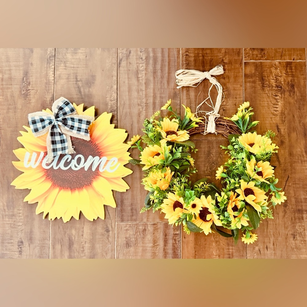 2 Sunflower Wreaths